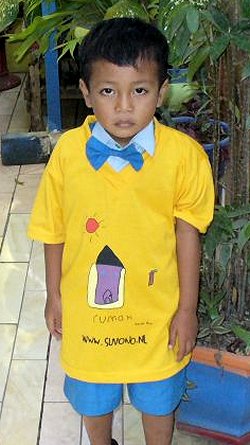 Aditya Permana Putra in wereld-shirt