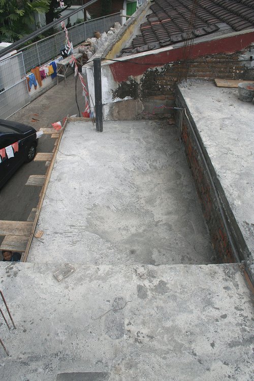 Het laatste stukje vanaf het betonnen dak zelf gezien.